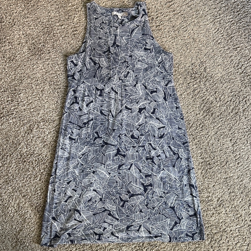 Athleta Black and White Patterned Midi Dress